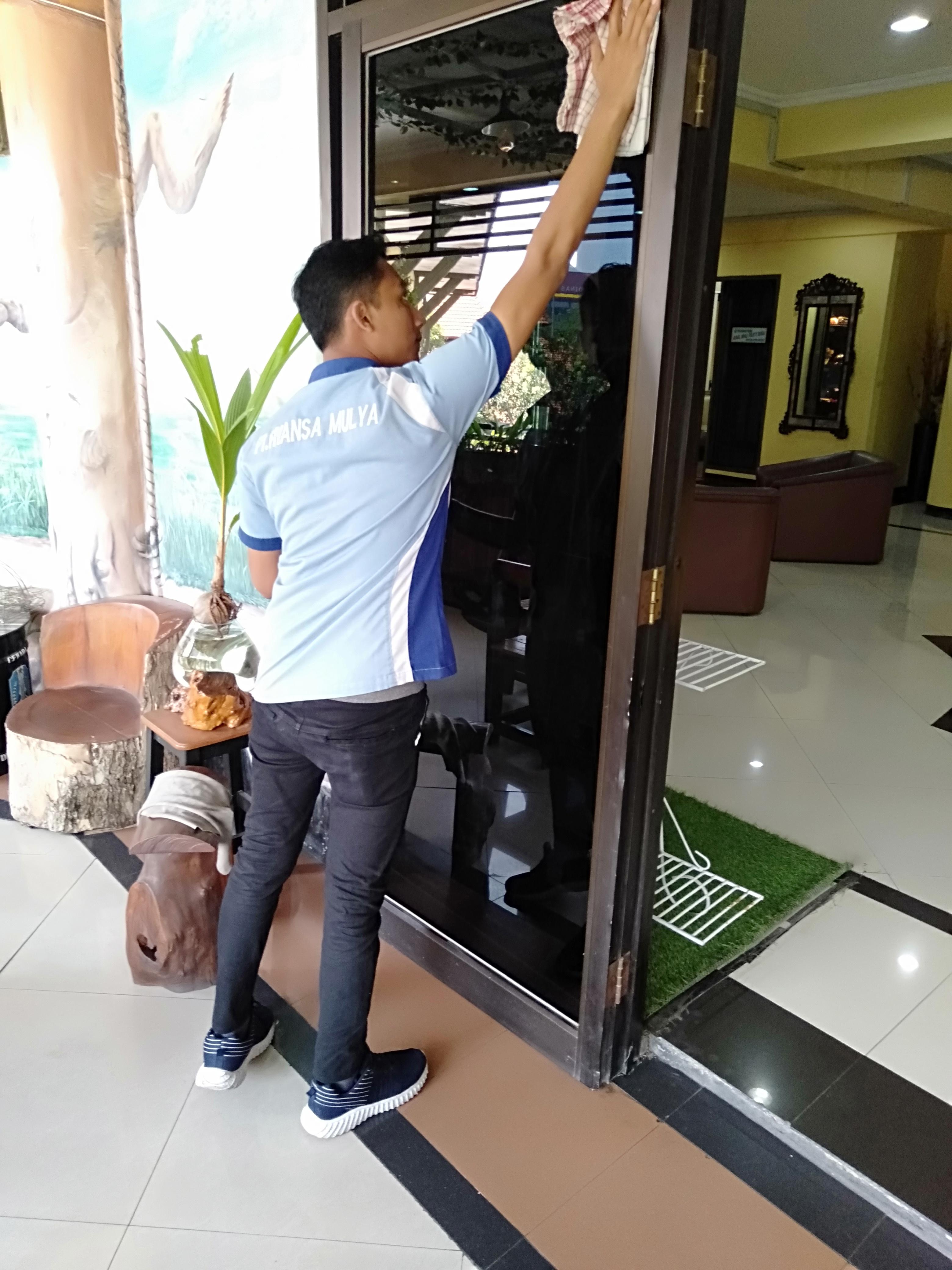 Home Cleaning1
